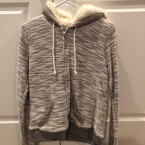 WORN ONCE— Hollister Fur Lined Sweatshirt